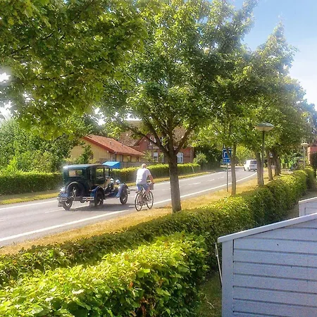 Marina Retreat In Aero - By Traum