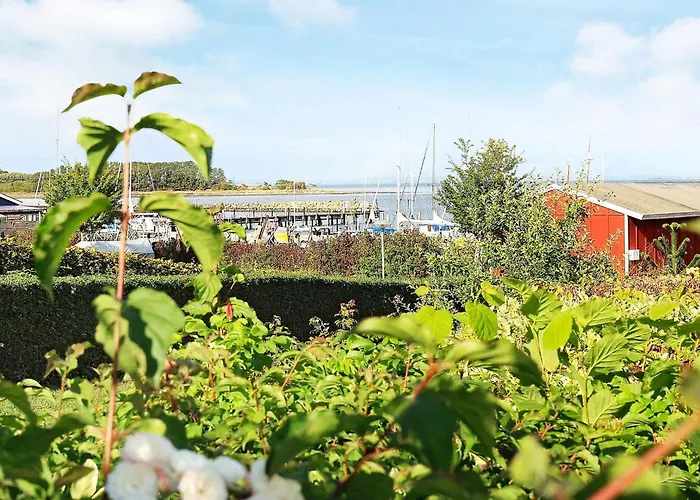 بيت للعطل Marina Retreat In Aero - By Traum