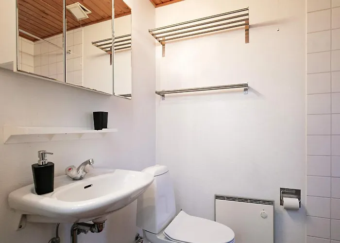 بيت للعطل Marina Retreat In Aero - By Traum