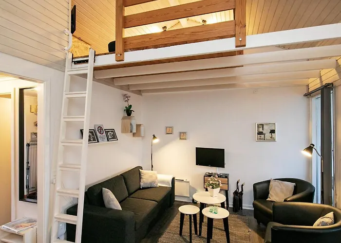 بيت للعطل Marina Retreat In Aero - By Traum *