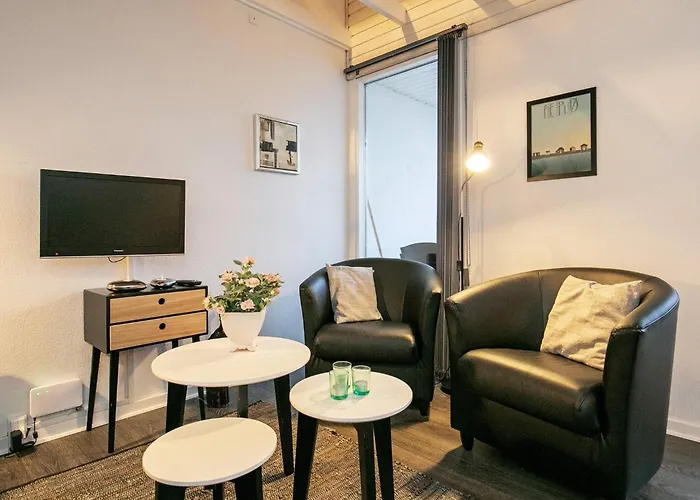 بيت للعطل Marina Retreat In Aero - By Traum