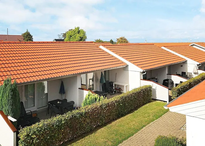 Marina Retreat In Aero - By Traum بيت للعطل *